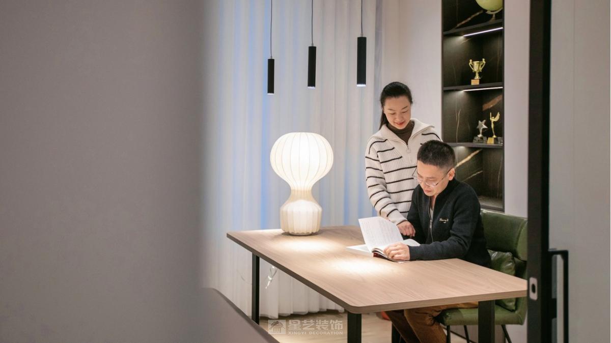 四口之家，小資幸福